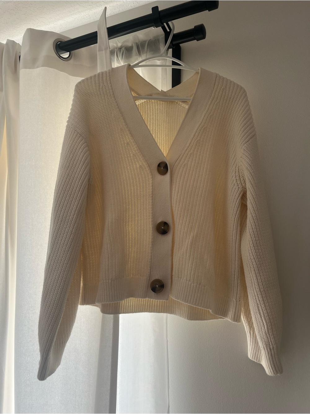 H&M Cream Rib-Knit V-Neck Button Cardigan